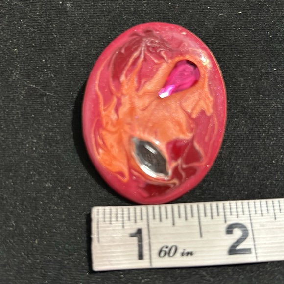 Vintage Large Metal Plastic Enamel Earrings - Picture 4 of 4